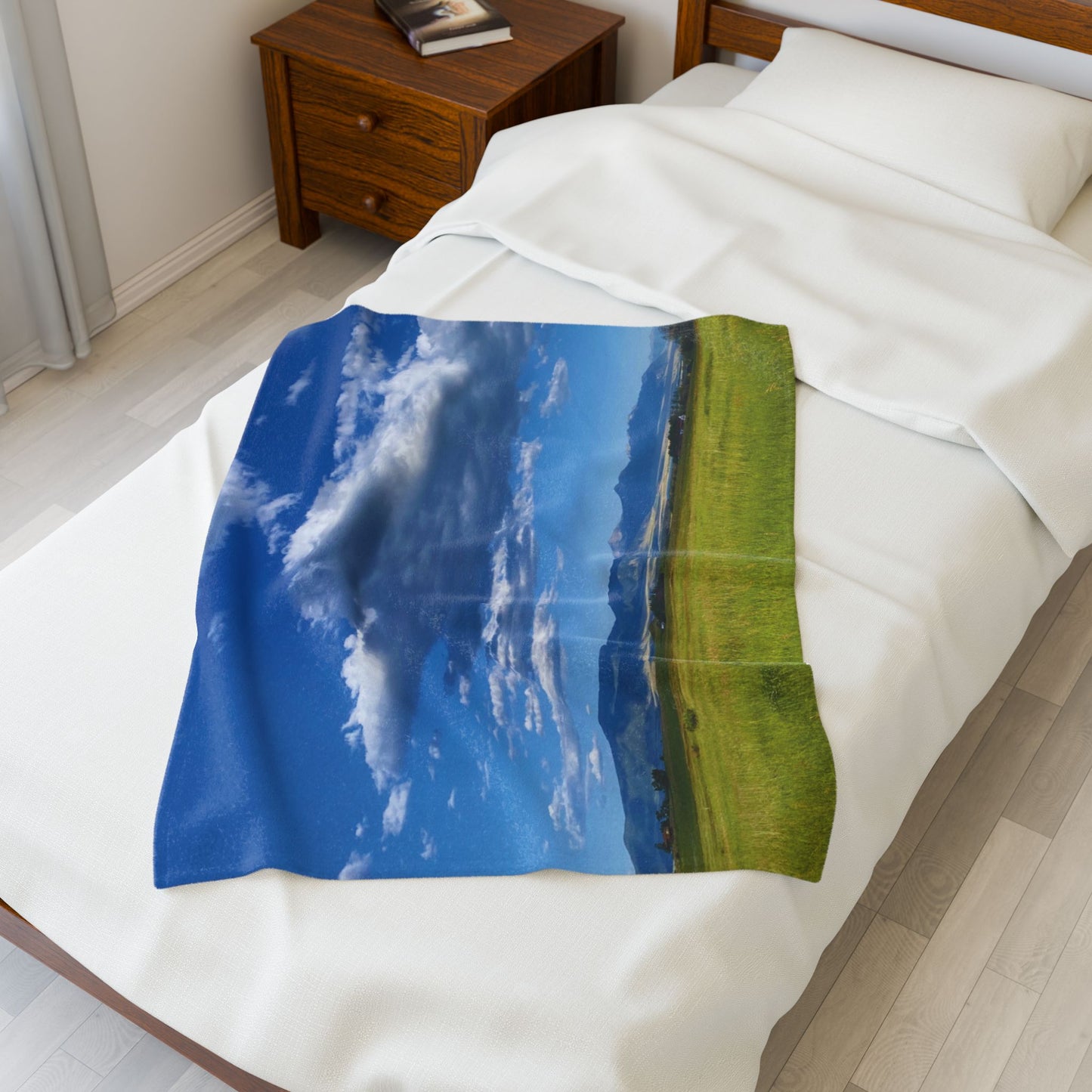 Western Clouds Velveteen Blanket, Cozy Throw, Home Decor, Gift, Bed Cover, Vibrant Couch Blanket, Birthday Wedding Anniversary Christmas