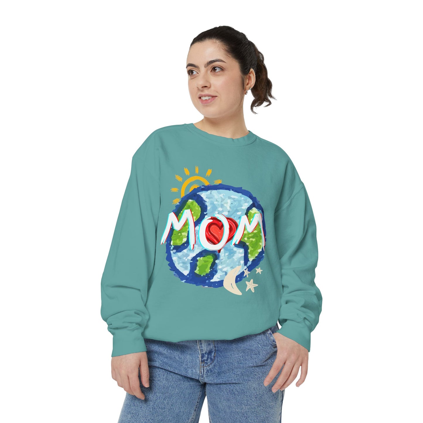 Mom’s World Graphic Unisex Sweatshirt for Mother’s Day